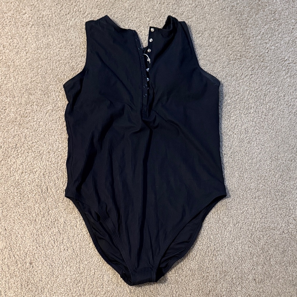 Andie Swim Women’s Malibu Black Ribbed One Piece Swimsuit. NWT